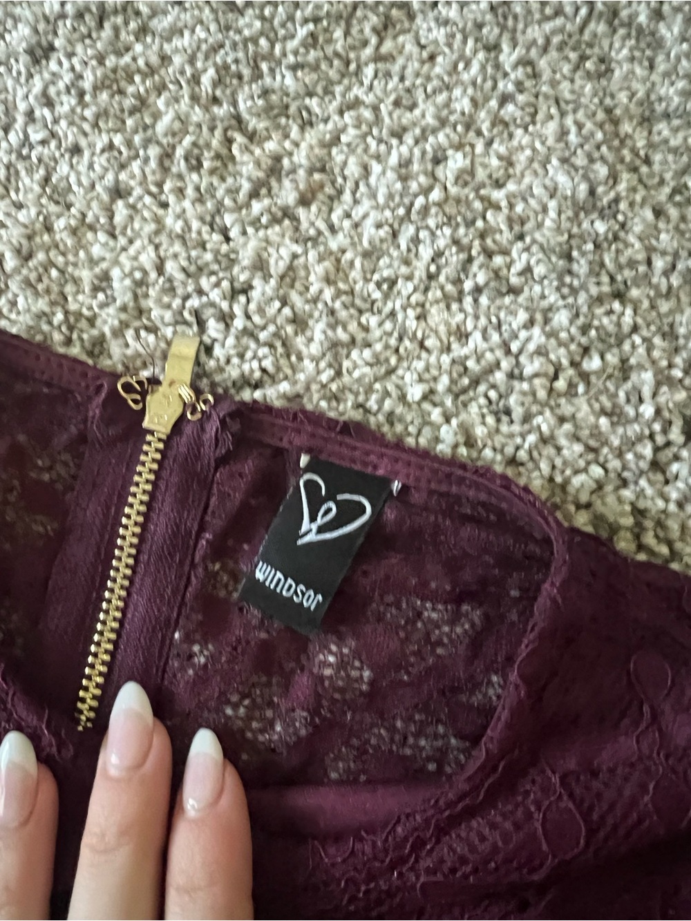 Windsor Long Sleeve Lace Sheath Dress in Burgundy - Picture 3 of 3